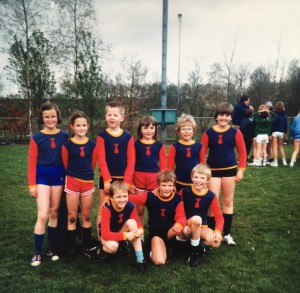 Ik maakt eerst furore bij 'De Peertjes', het schoolkorfbalteam onder de 10 jaar. 